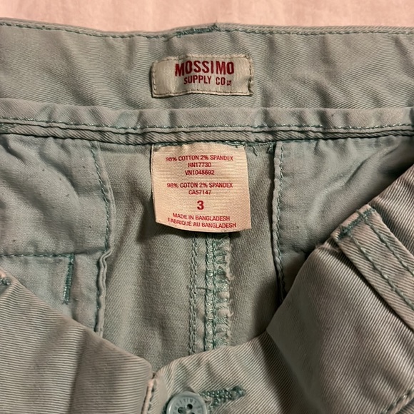 Mossimo shorts - Picture 3 of 3